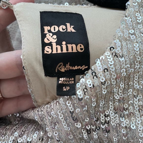 Champagne coloured sequinned sleeveless top - in perfect condition - Picture 2 of 4